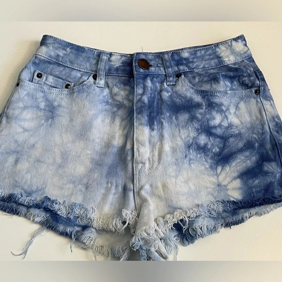 BDG Pants - Bdg Shorts Size 28 High Rice high waisted Cheeky tie Dye